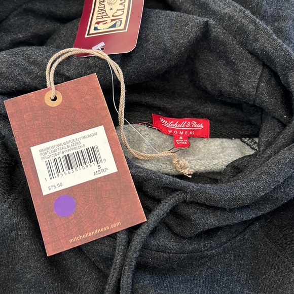 NWT Womens Trailblazer Hoodie - Picture 5 of 5